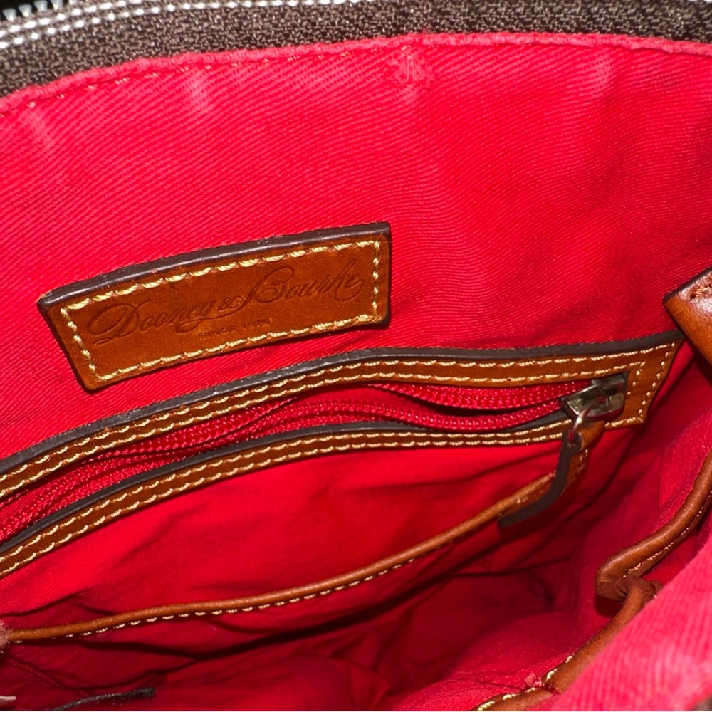 Dooney & Bourke Pink Nylon Crossbody Messenger Bag Pockets Brown Leather Straps - Picture 16 of 16